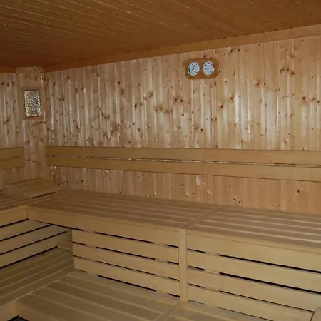 Отель Engel 3*